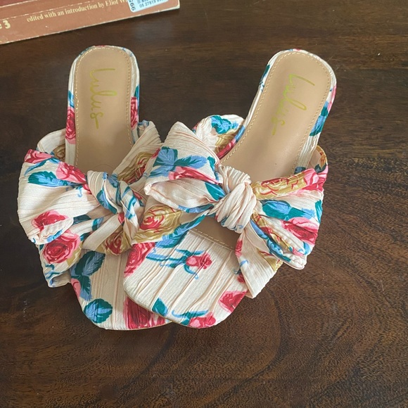 Lulus size 6 shoes - Picture 2 of 2